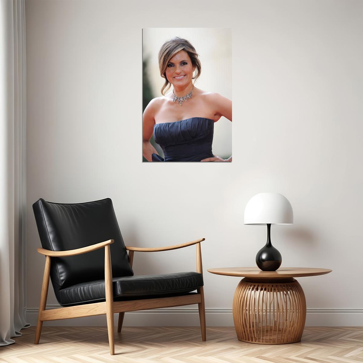 Mariska Hargitay Celebrity Cinema Actor Artist Star Poster Wall Art Print Home Wall Decor - xonomax
