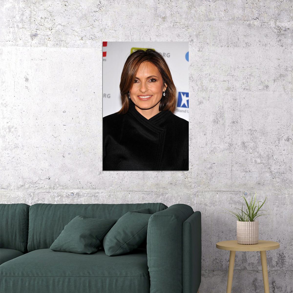 Mariska Hargitay Celebrity Tv Series Actress Idol Poster Wall Art Print Home Wall Decor - xonomax