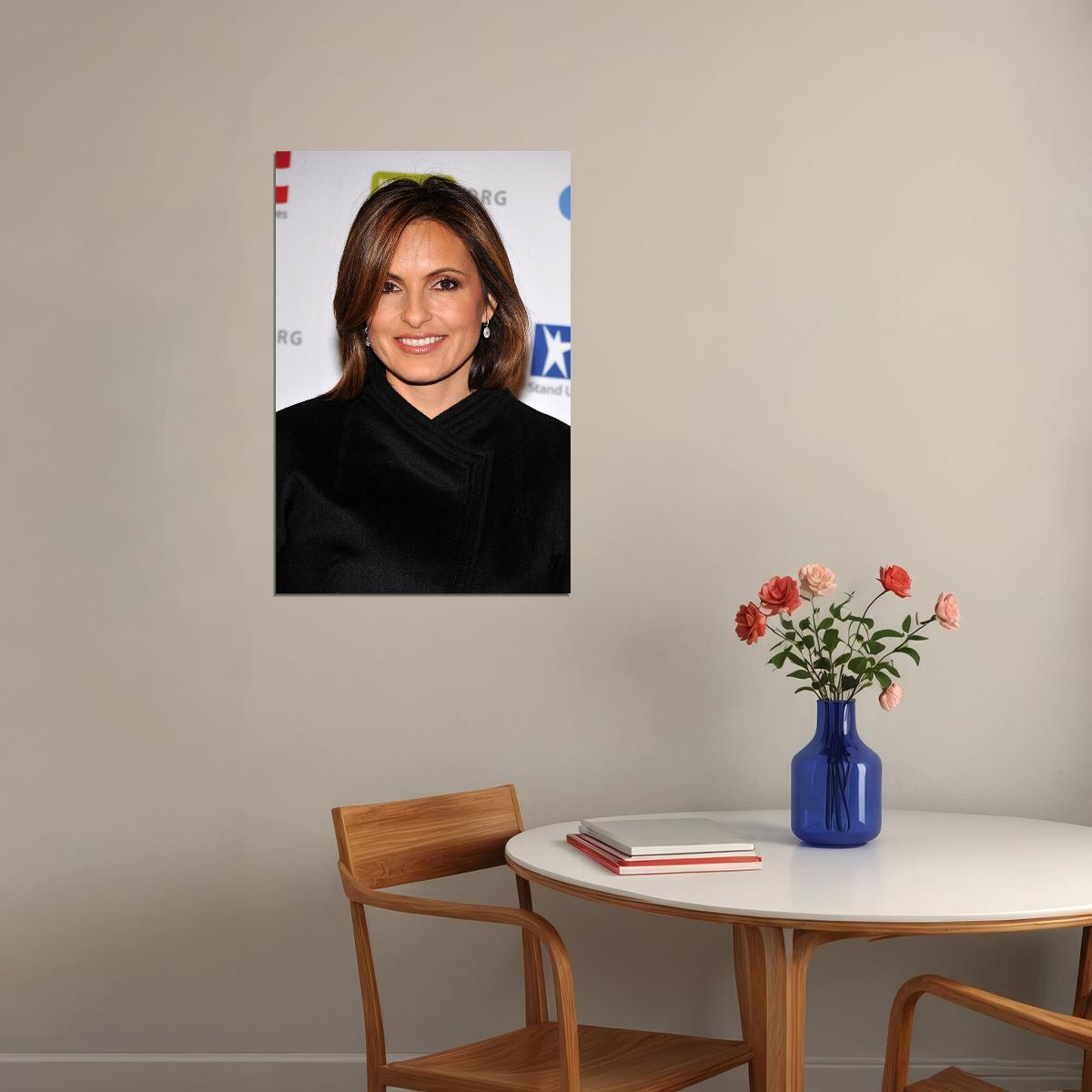 Mariska Hargitay Celebrity Tv Series Actress Idol Poster Wall Art Print Home Wall Decor - xonomax
