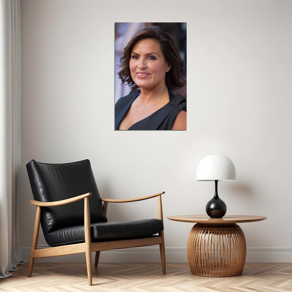 Mariska Hargitay Celebrity Tv Series Actor Star Poster Wall Art Print Home Wall Decor - xonomax