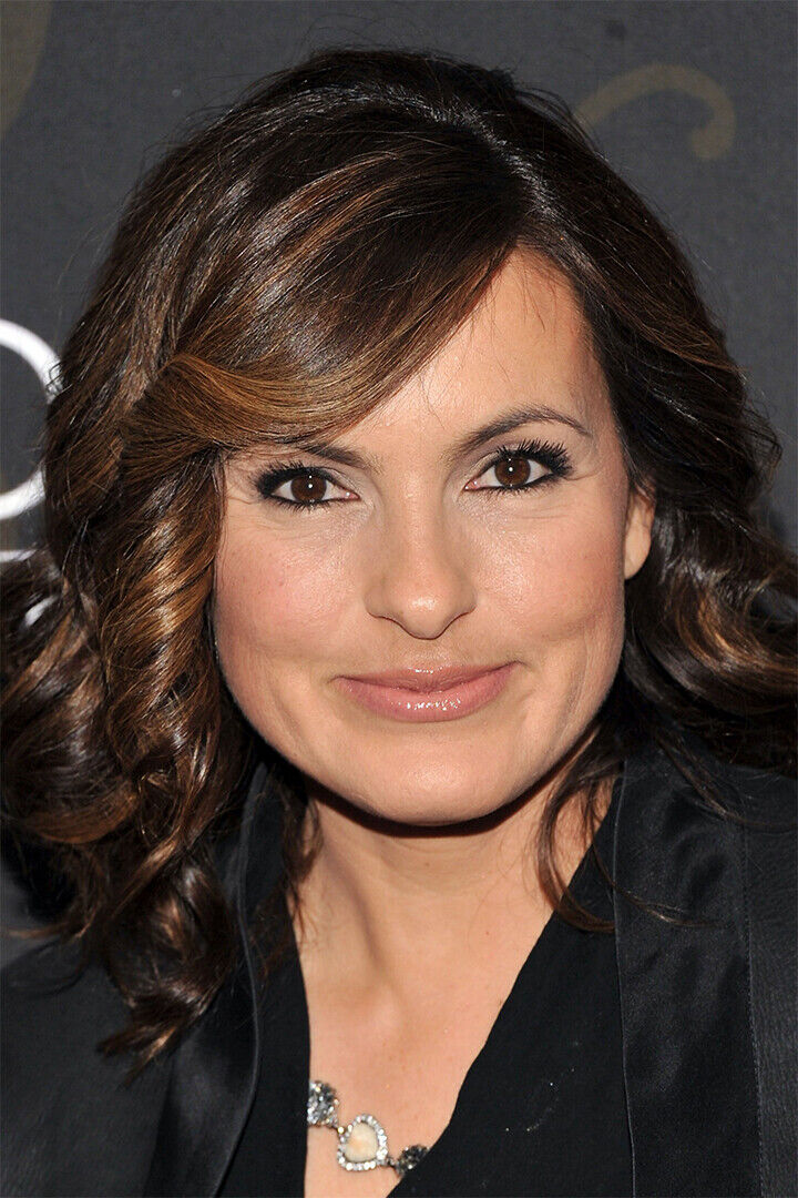 Mariska Hargitay Celebrity Tv Series Actor Idol Poster Wall Art Print Home Wall Decor - xonomax