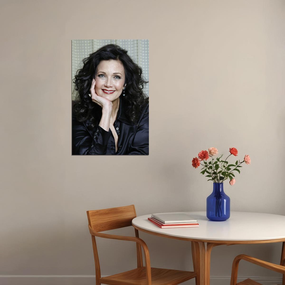 Lynda Carter Celebrity Actress Singer Idol Poster Wall Art Print Home Wall Decor - xonomax