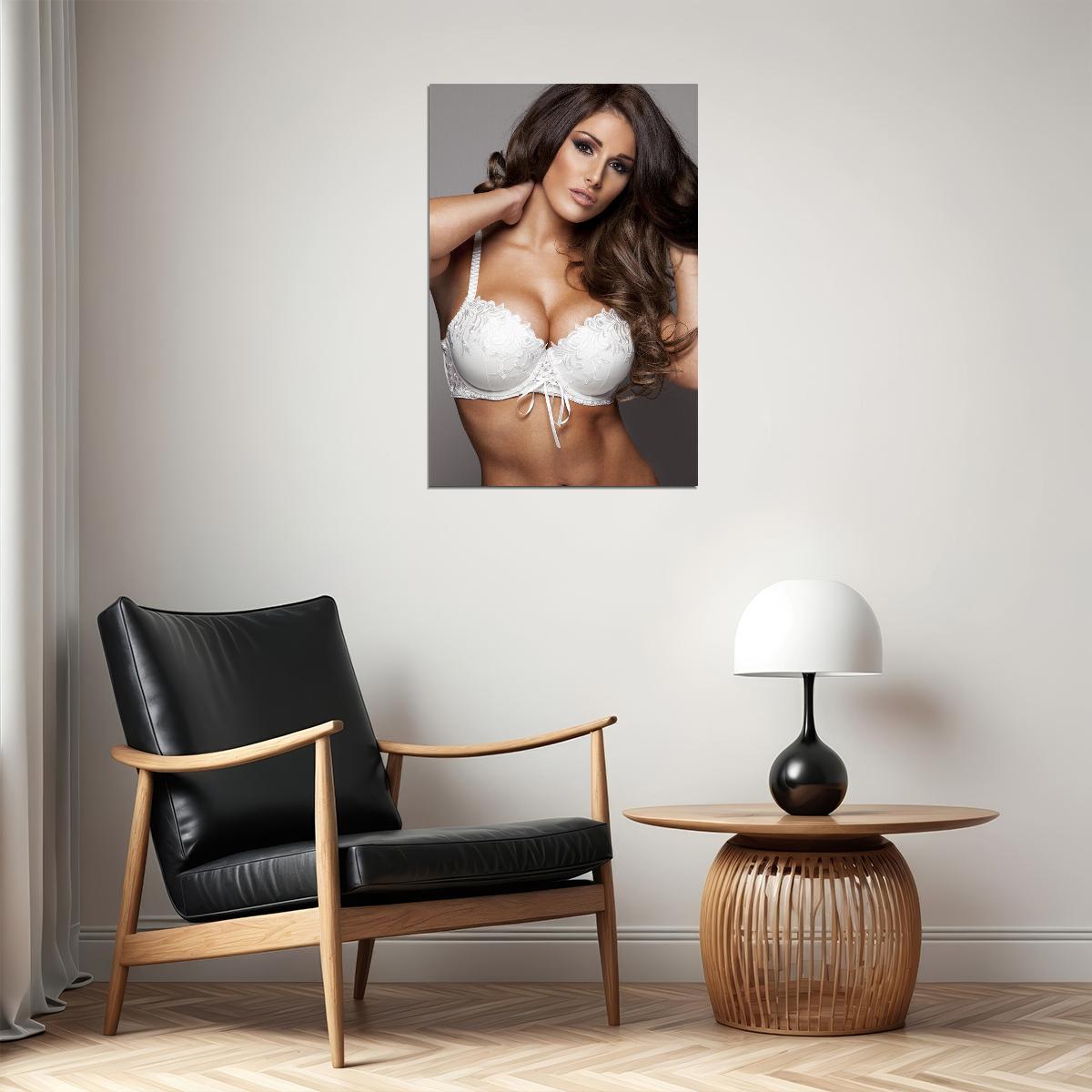 Lucy Pinder Model Cinema Actress Artist Star Poster Wall Art Print Home Wall Decor - xonomax