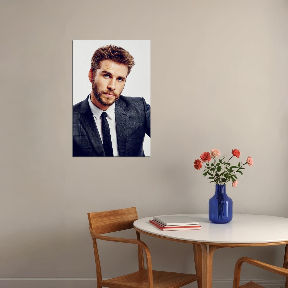 Liam Hemsworth Celebrity Cinema Actress Star Poster Wall Art Print Home Wall Decor - xonomax