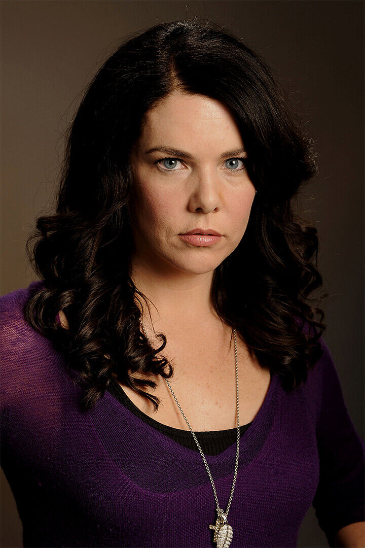 Lauren Graham Celebrity Movie Actress Star Poster Wall Art Print Home Wall Decor - xonomax