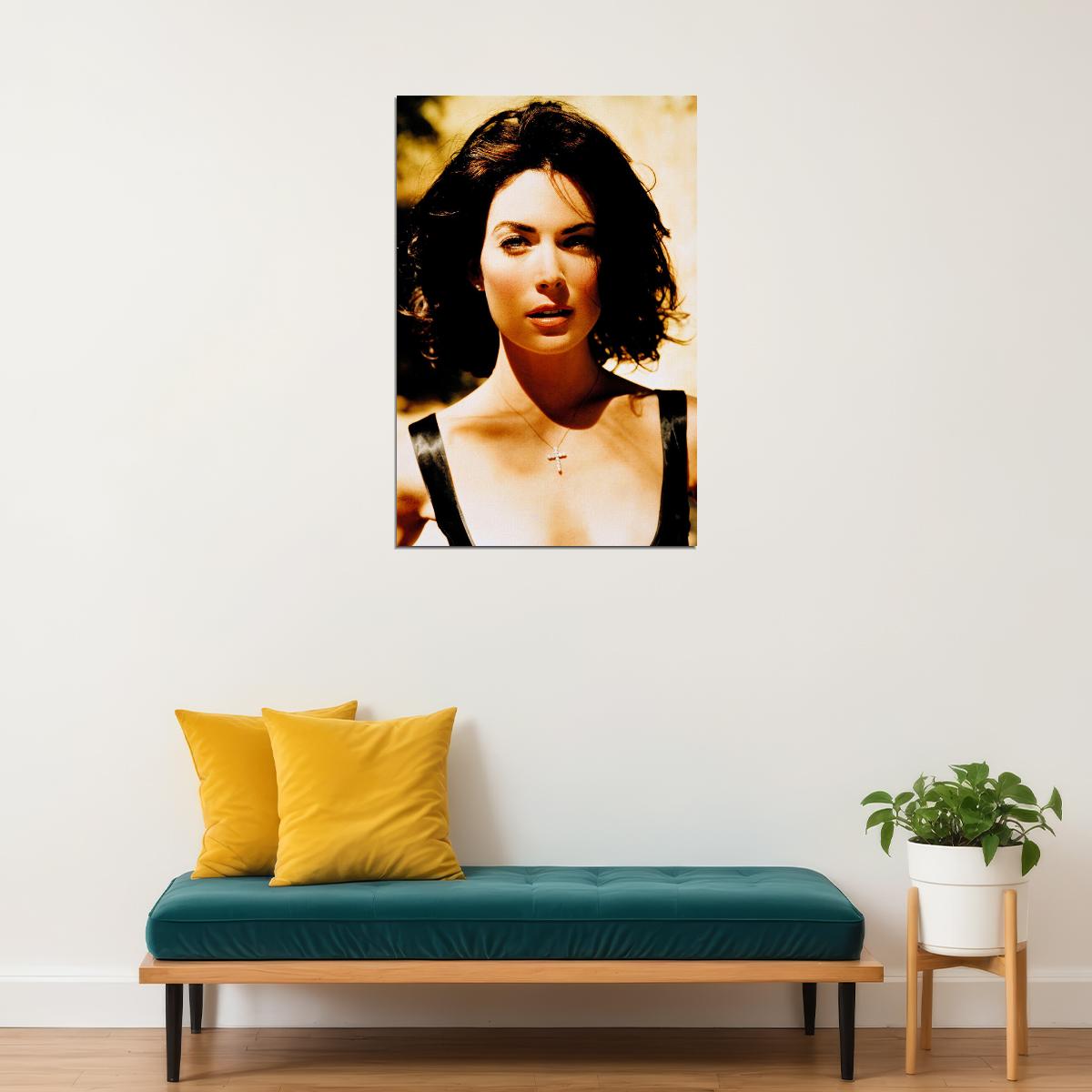 Lara Flynn Boyle Celebrity Cinema Actor Idol Poster Wall Art Print Home Wall Decor - xonomax