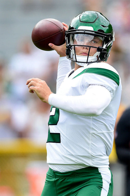 New York Jets Zach Wilson American Football Player Poster Wall Art Print Home Wall Decor - xonomax