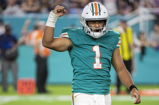 Miami Dolphins American Football Player Tua Tagovailoa Poster Wall Art Print Home Wall Decor - xonomax