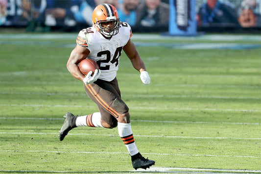 Cleveland Browns Nick Chubb 24 American Football Player Poster Wall Art Print Home Wall Decor - xonomax