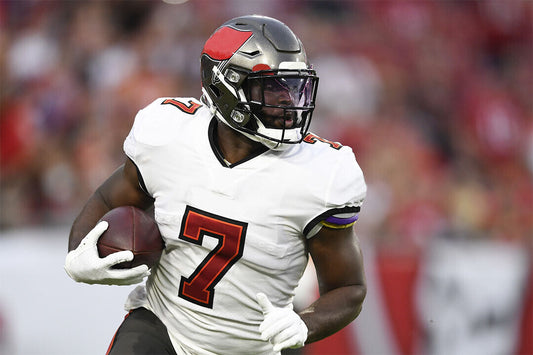 Tampa Bay Buccaneers Leonard Fournette 7 American Football Poster Wall Art Print Home Wall Decor - xonomax