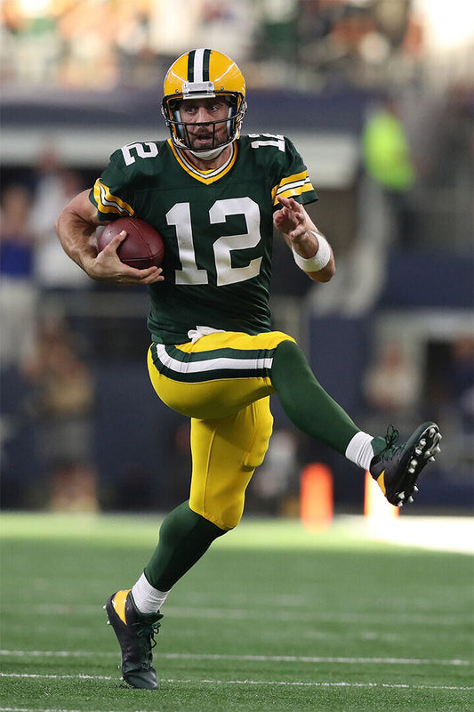 Aaron Rodgers Feet In The Air Green Bay Packers Poster Wall Art Print Home Wall Decor - xonomax
