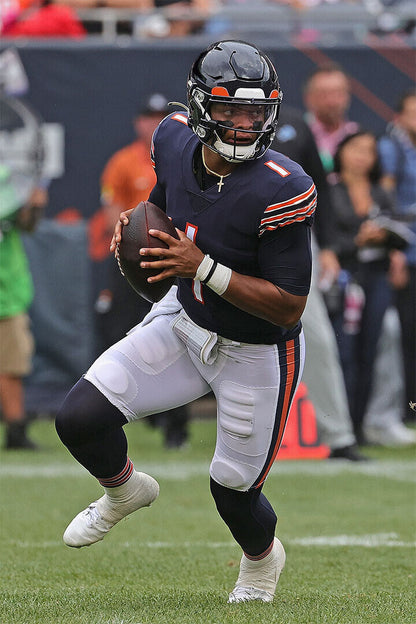 Justin Fields American Football Player Chicago Bears Sport Poster Wall Art Print Home Wall Decor - xonomax