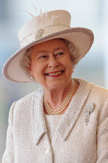 Her Majesty The Queen Elizabeth 2 Tribute Britain Remember Poster Wall Art Print Home Wall Decor - xonomax