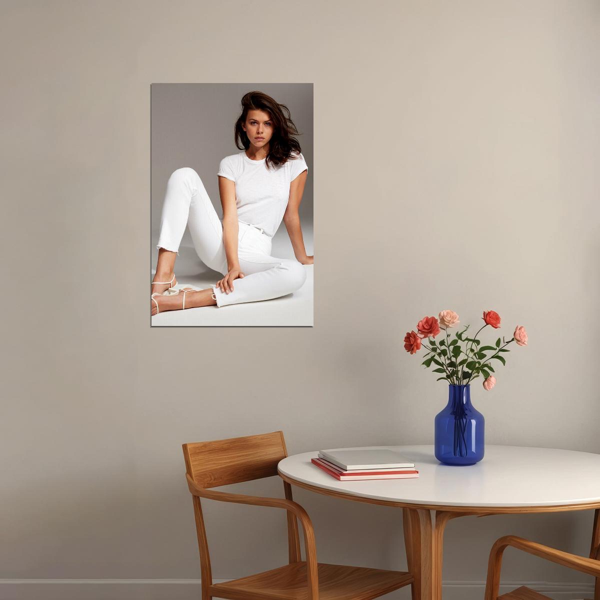 Georgia Fowler Celebrity Hot Model Star Poster Wall Art Print Home Wall Decor - xonomax