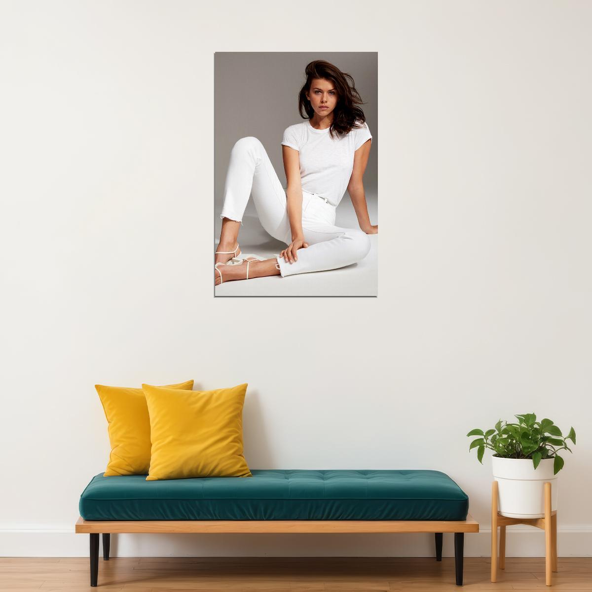 Georgia Fowler Celebrity Hot Model Star Poster Wall Art Print Home Wall Decor - xonomax