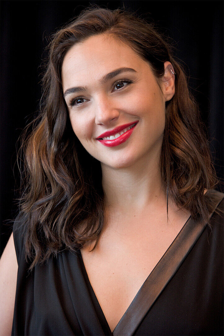Gal Gadot Celebrity Movie Actress Idol Artist Poster Wall Art Print Home Wall Decor - xonomax