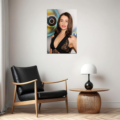 Emilia Clarke Celebrity Cinema Actress Idol Poster Wall Art Print Home Wall Decor - xonomax