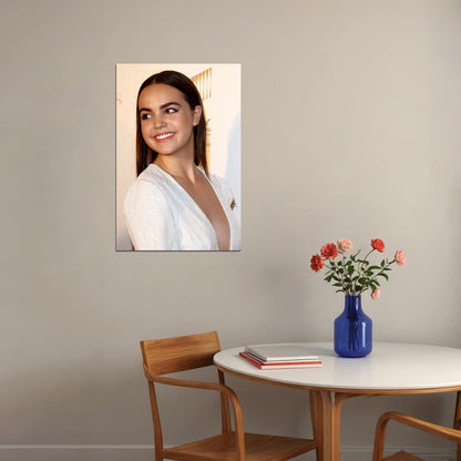 Bailee Madison Cinema Actress Star Artist Poster Wall Art Print Home Wall Decor - xonomax