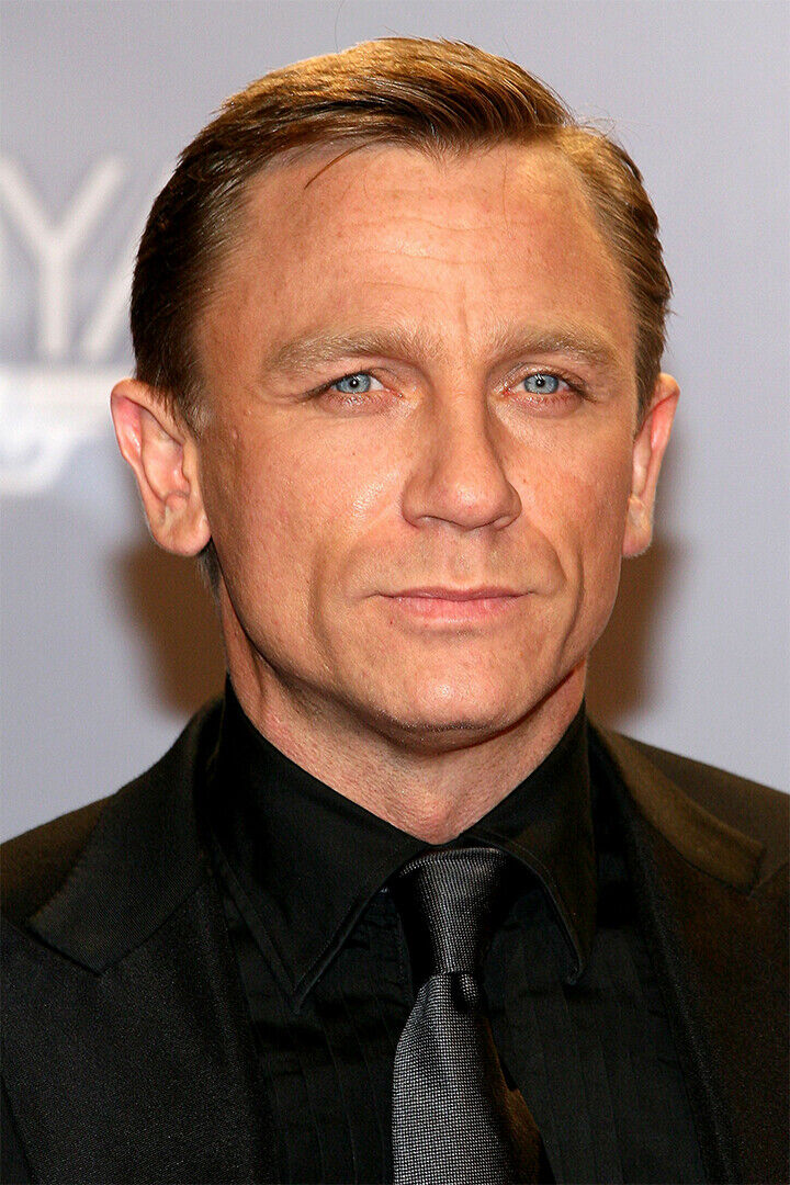 Daniel Craig Hollywood Celebrity Movie Star Actor Poster Wall Art Print Home Wall Decor - xonomax