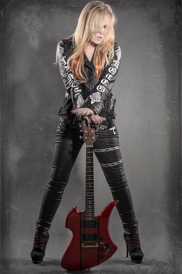 Lita Ford Hollywood Tv Movie Guitarist Artist Poster Wall Art Print Home Wall Decor - xonomax