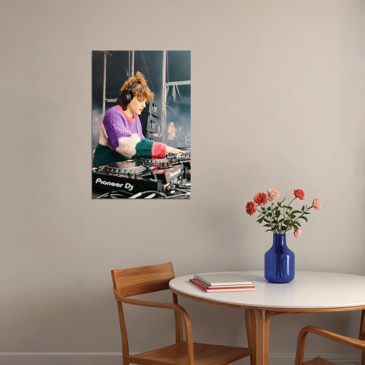 Annie Mac Dj 80's 90's Singer Music Star Artist Poster Wall Art Print Home Wall Decor - xonomax