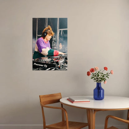 Annie Mac Dj 80's 90's Singer Music Star Artist Poster Wall Art Print Home Wall Decor - xonomax
