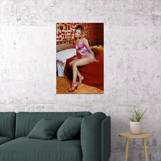 Leah Remini Celebrity Movie Actor Actress Star Poster Wall Art Print Home Wall Decor - xonomax