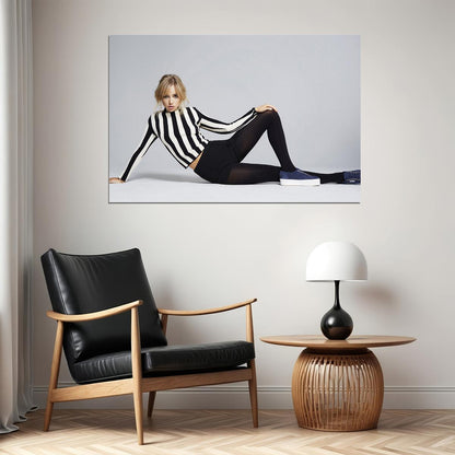 Suki Waterhouse British Movie Actress Musician Model Poster Wall Art Print Home Wall Decor - xonomax