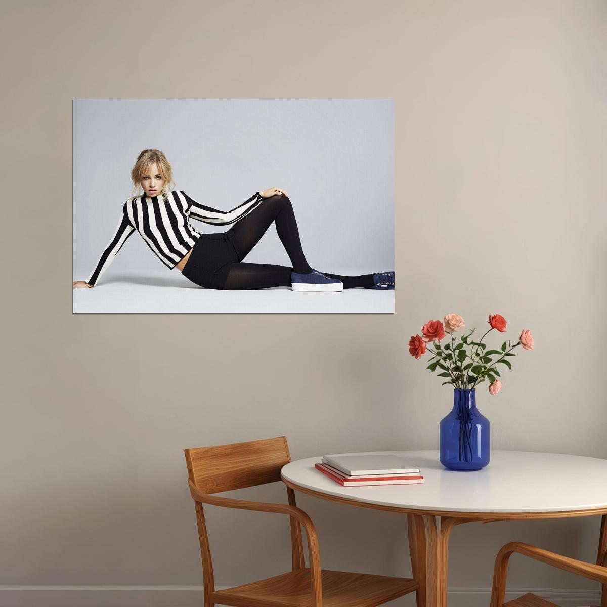 Suki Waterhouse British Movie Actress Musician Model Poster Wall Art Print Home Wall Decor - xonomax