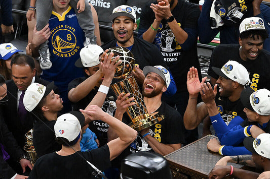 Golden State Warriors Champ Curry Lifts The Trophy Poster Wall Art Print Home Wall Decor - xonomax