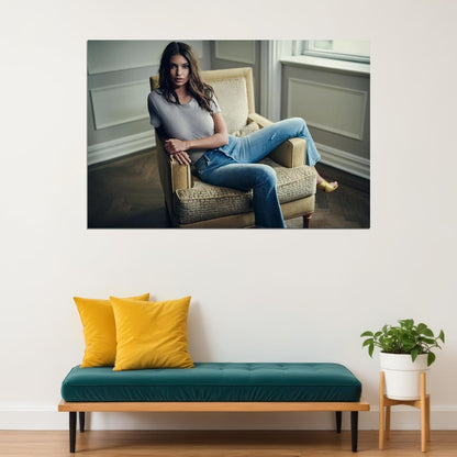 Emily Ratajkowski British-american Model Sitting On Sofa Poster Wall Art Print Home Wall Decor - xonomax