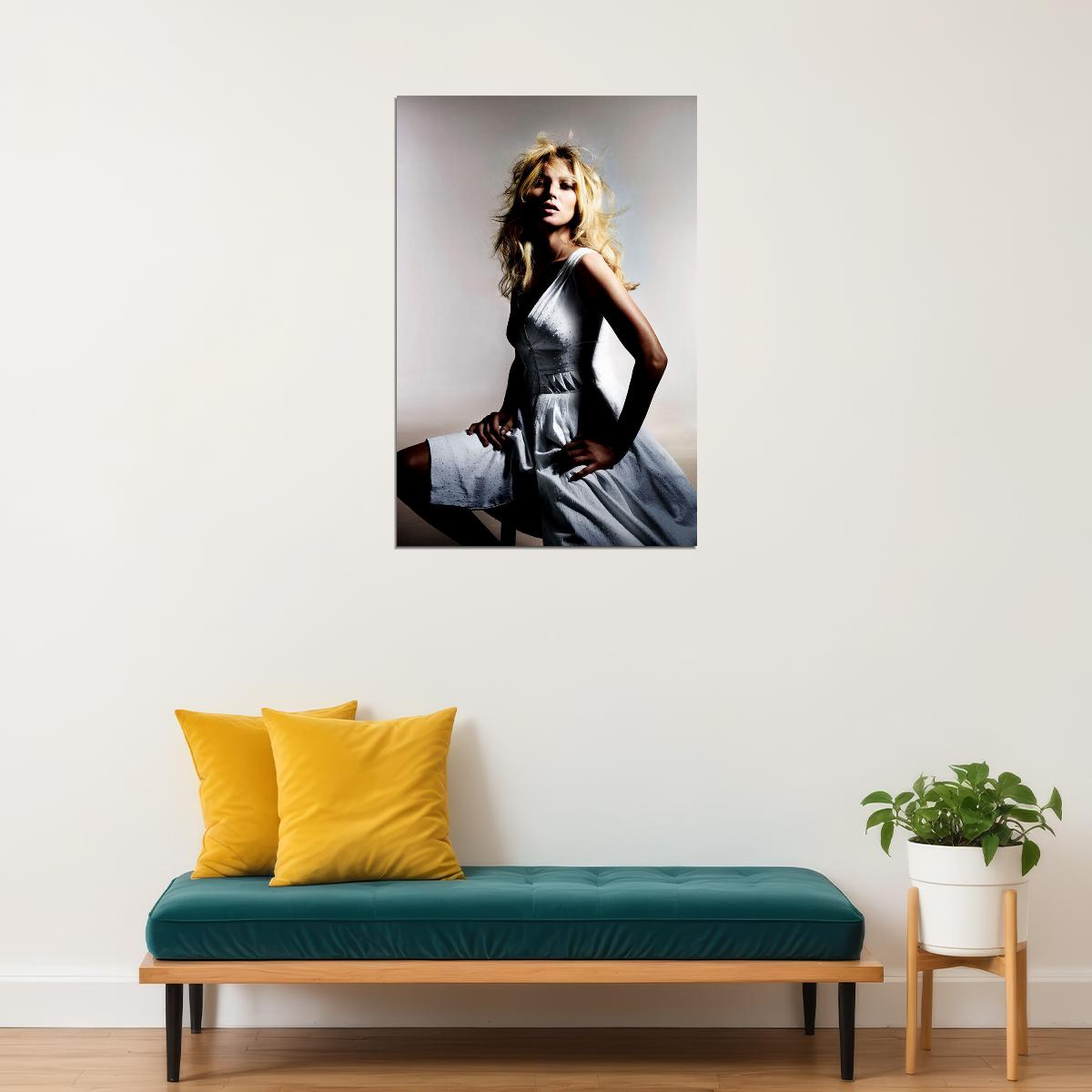 Kate Moss Model Beautiful Artist Black White Poster Wall Art Print Home Wall Decor - xonomax