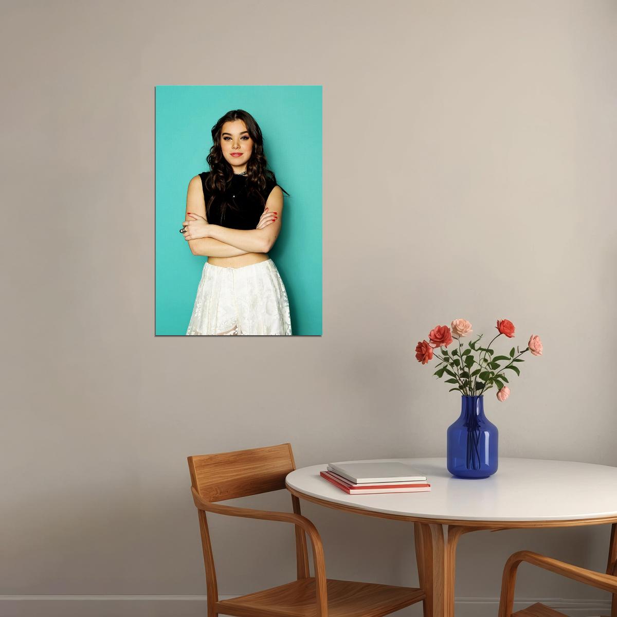 Hailee Steinfeld Actress Beautiful Girl Actor Poster Wall Art Print Home Wall Decor - xonomax