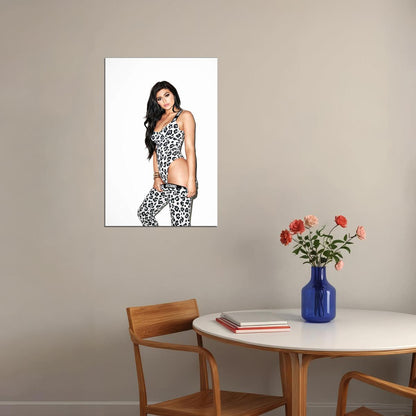Kylie Jenner Sexy Great Girl Bussines Person Poster Wall Art Print Home Wall Decor - xonomax