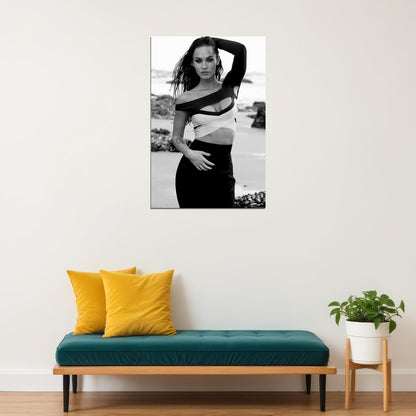 Megan Fox Movie Usa Actress Star Model Producer Poster Wall Art Print Home Wall Decor - xonomax