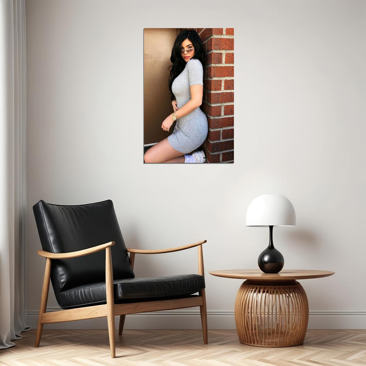 Kylie Jenner Sexy Actress Dancer Model Picture Poster Wall Art Print Home Wall Decor - xonomax