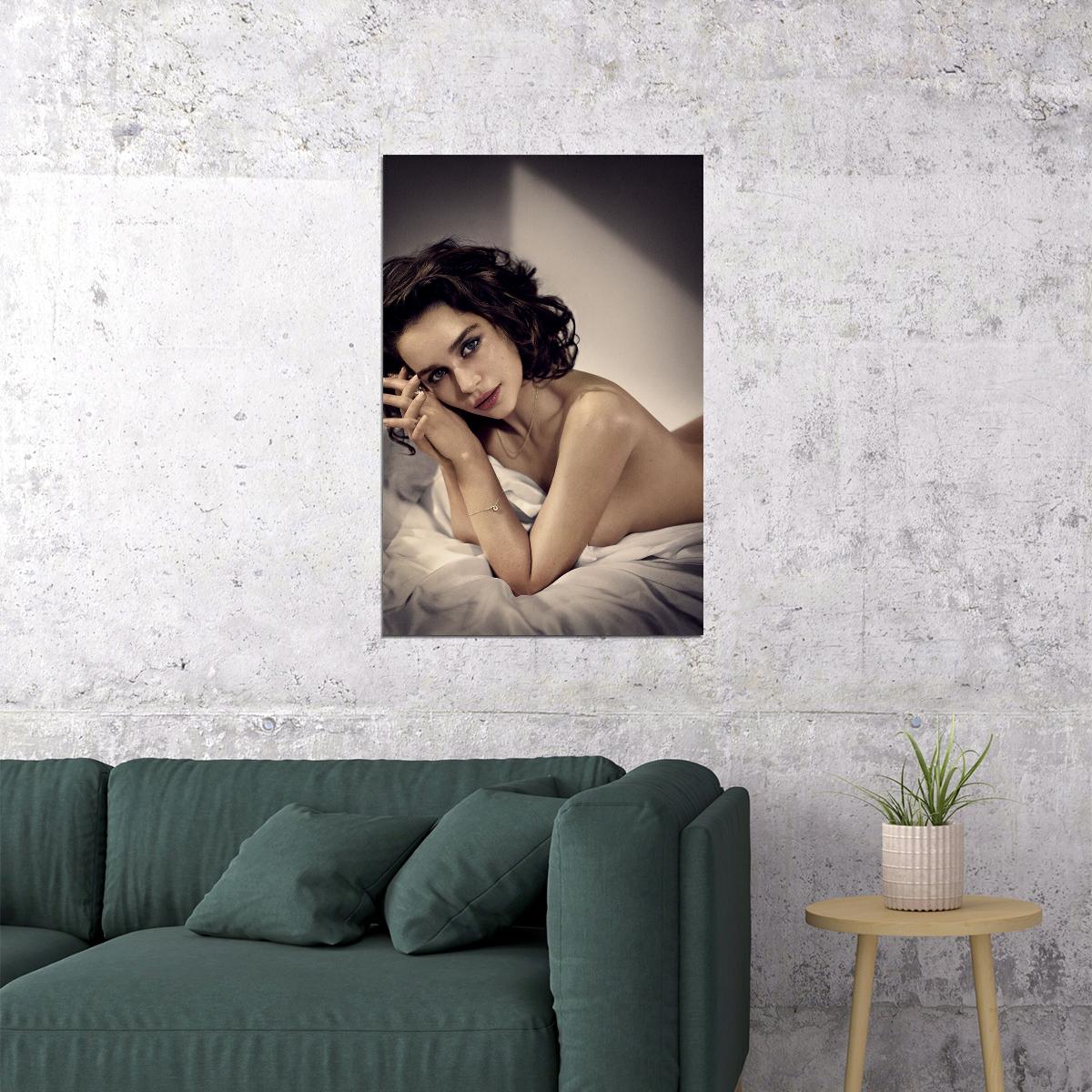 Emilia Clarke Sexy Actress Star Model Beauty Famous Poster Wall Art Print Home Wall Decor - xonomax