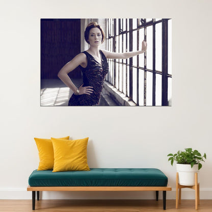 Emily Blunt British Model Awarded Actor Poster Wall Art Print Home Wall Decor - xonomax