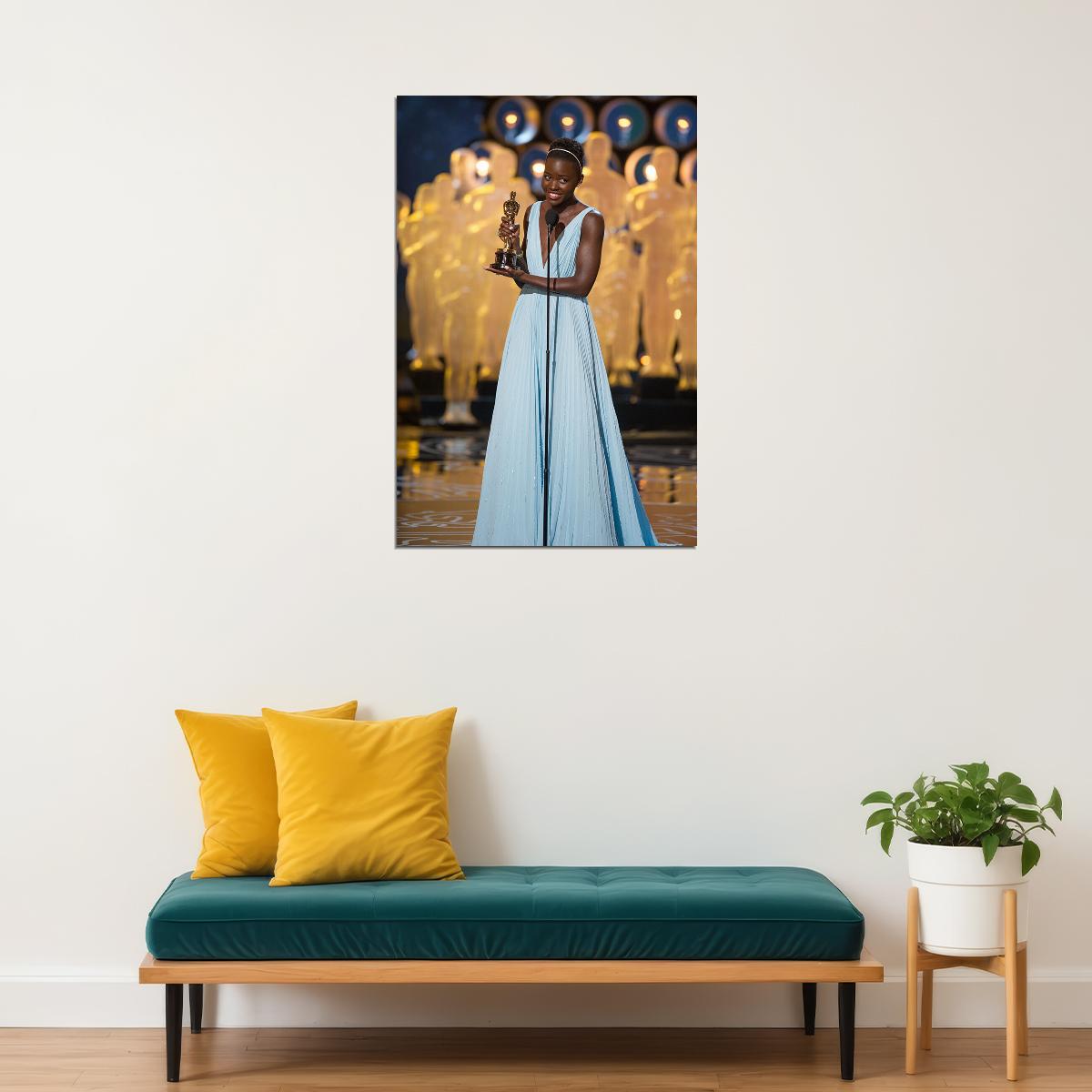 Lupita Nyong'o Gives Award Speech Poster Wall Art Print Home Wall Decor - xonomax