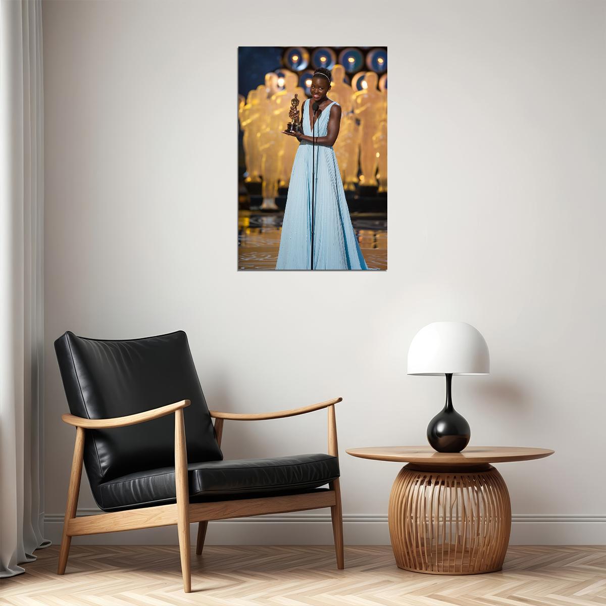 Lupita Nyong'o Gives Award Speech Poster Wall Art Print Home Wall Decor - xonomax