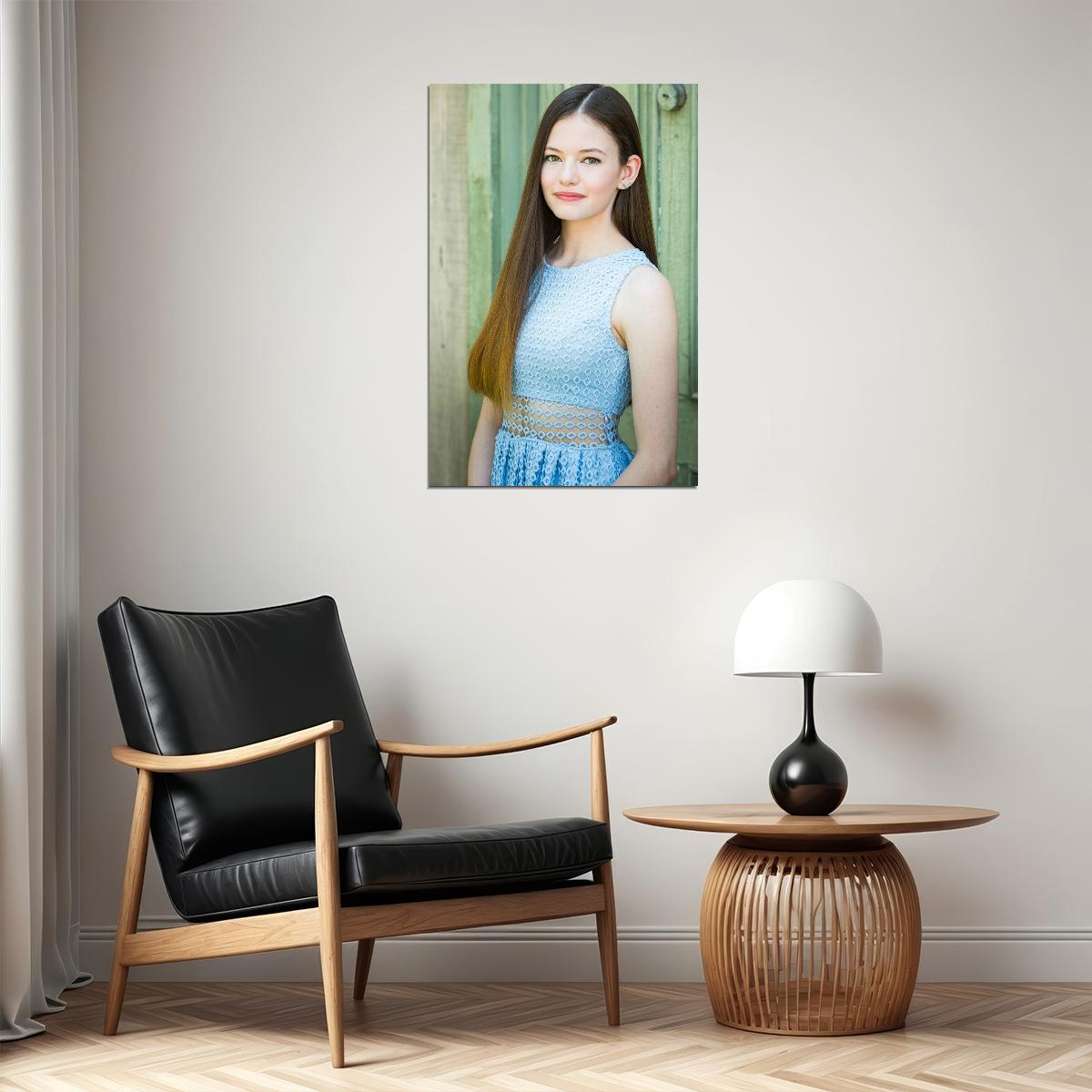 Mackenzie Foy American Child Model And Actor Poster Wall Art Print Home Wall Decor - xonomax