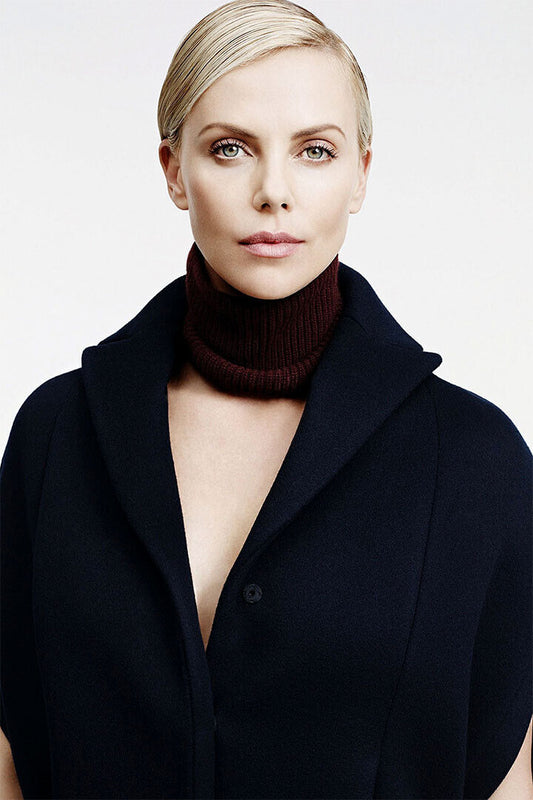 Charlize Theron Attending Movie Premiere Poster Wall Art Print Home Wall Decor - xonomax
