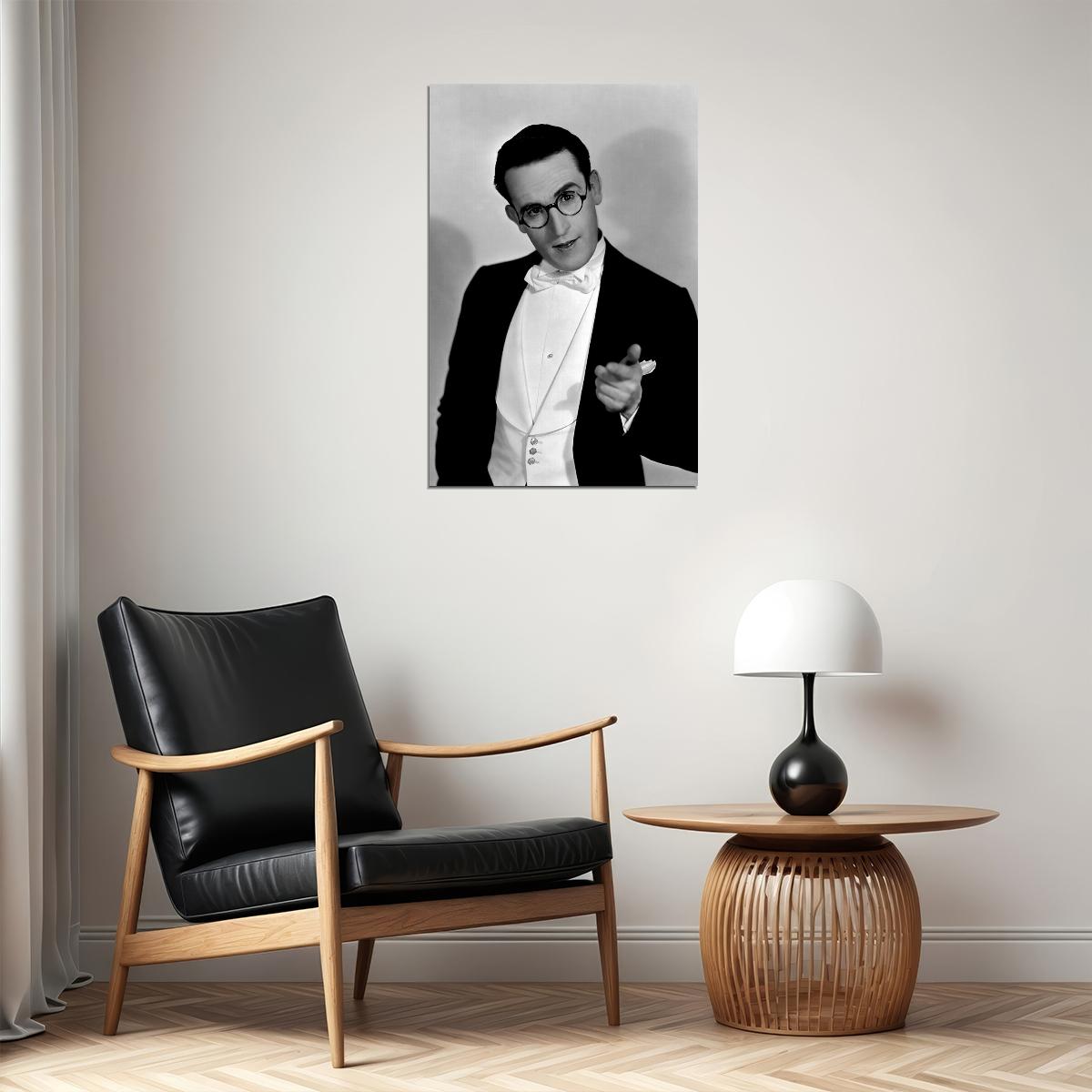 Harold Lloyd Old Film Star Safety Last Movie Poster Wall Art Print Home Wall Decor - xonomax