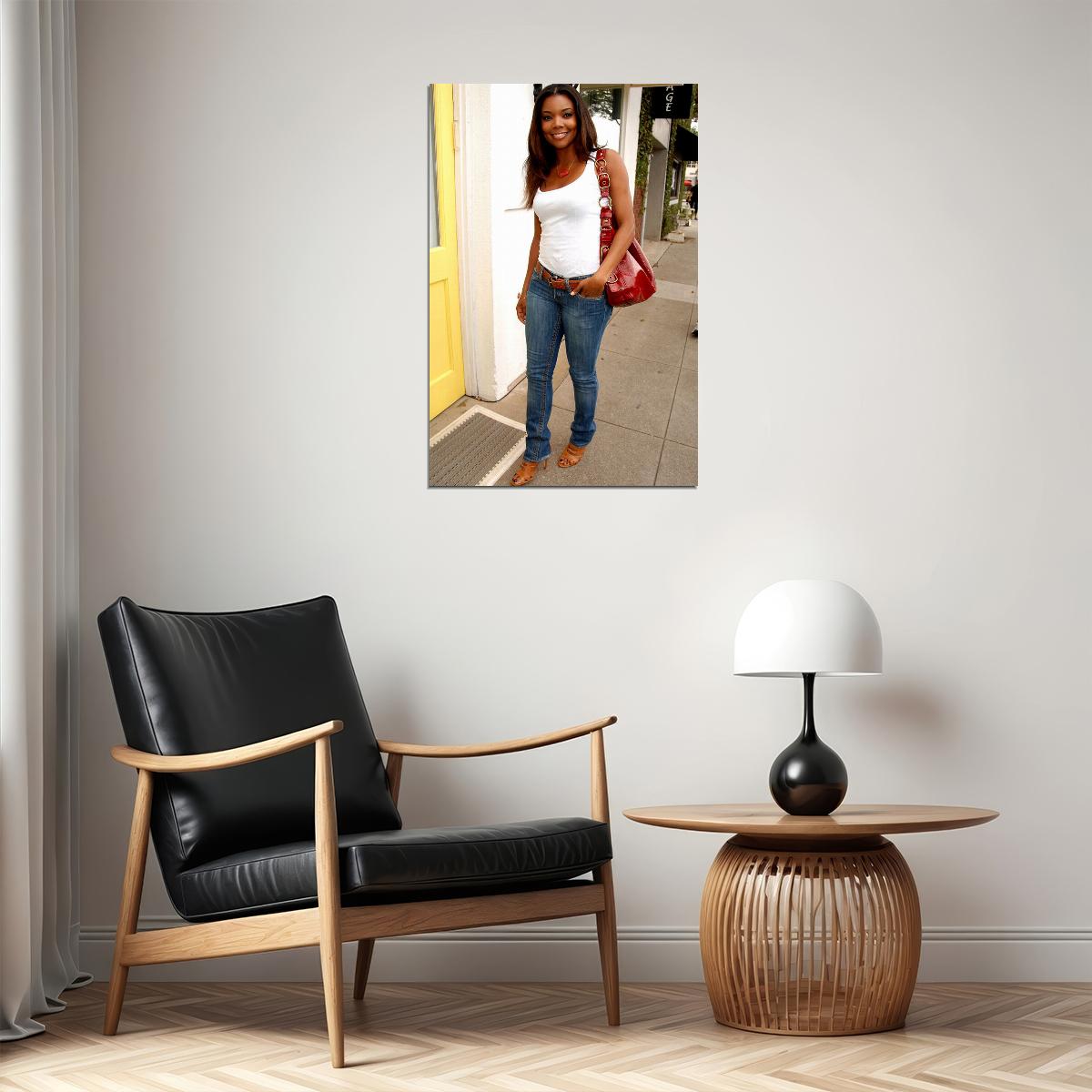 Aaliyah Wears Red Bag And Jeans Poster Wall Art Print Home Wall Decor - xonomax
