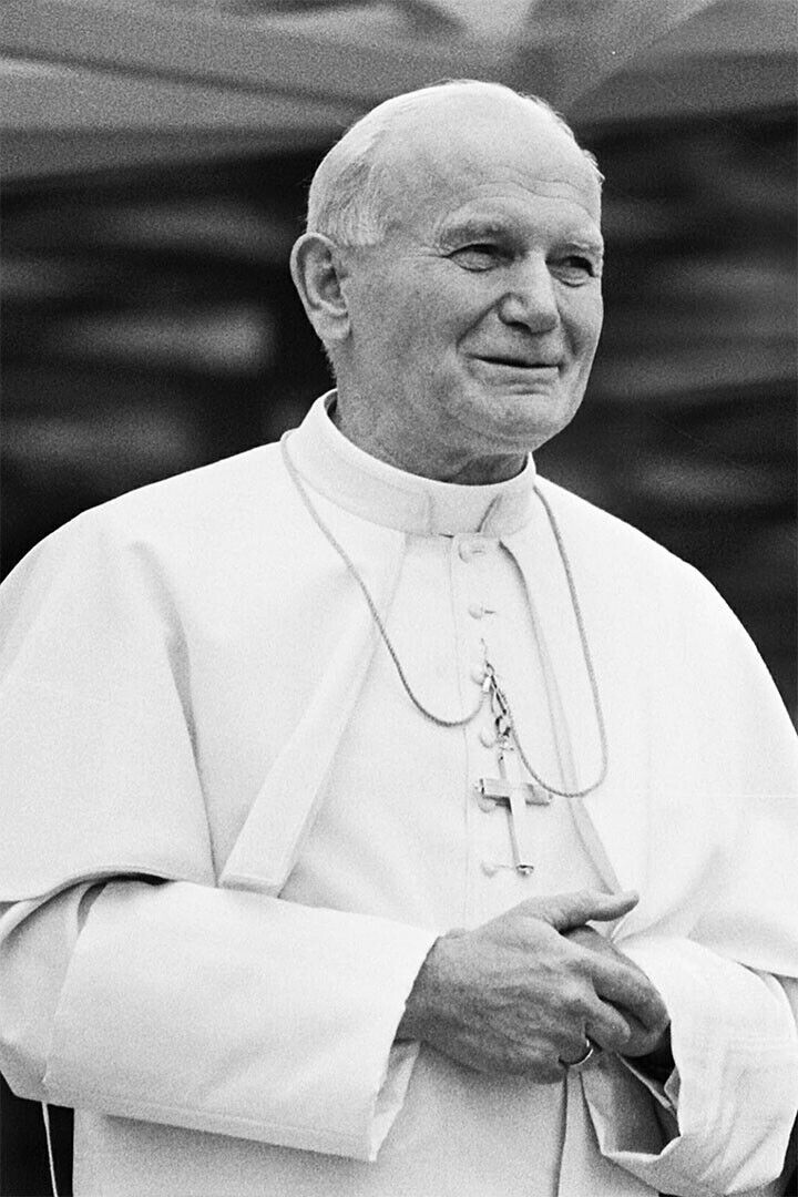 Portrait Of Pope John Paul Ii Religious Leader Poster Wall Art Print Home Wall Decor - xonomax