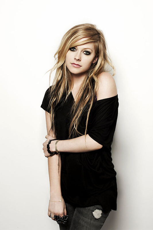 Avril Lavigne Singer Artist Songwriter Poster Wall Art Print Home Wall Decor - xonomax