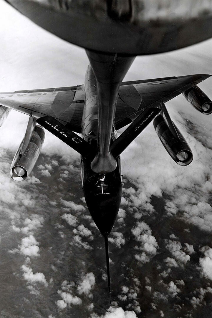 Convair B-58 Hustler Bomber In Flight Aircraft Poster Wall Art Print Home Wall Decor - xonomax