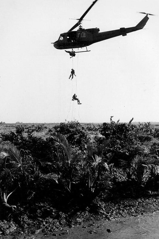 Helicopters Landing In Vietnam Aircrafts Poster Wall Art Print Home Wall Decor - xonomax