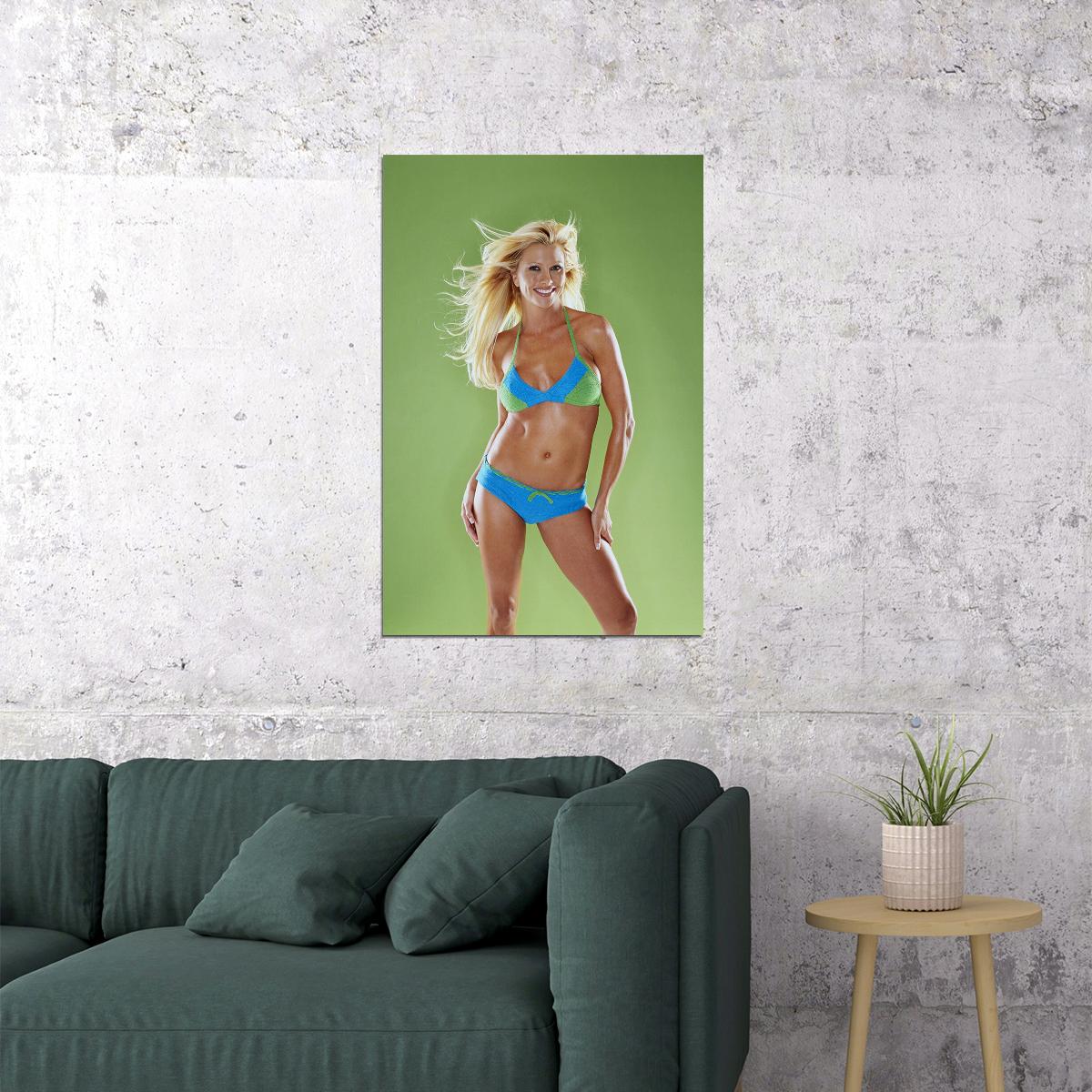 Lisa Dergan Sexy Female Model Media Personality Poster Wall Art Print Home Wall Decor - xonomax
