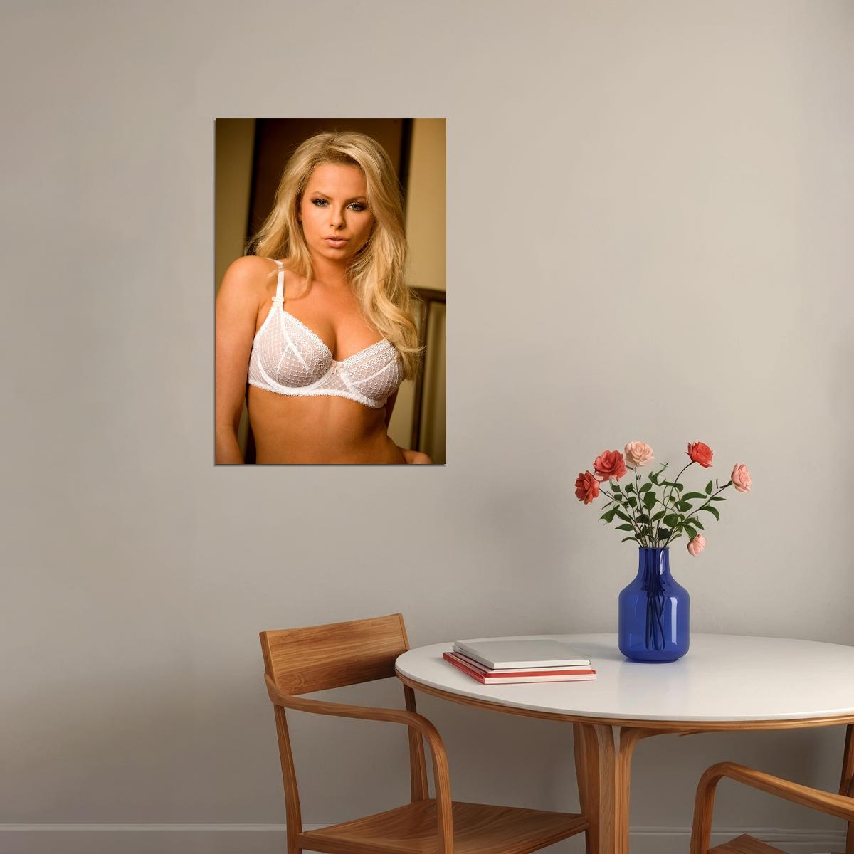 Taylor James Sexy Female Model Poster Wall Art Print Home Wall Decor - xonomax